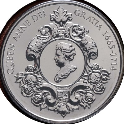 купить Великобритания 5 фунтов (pounds) 2014 "300 лет со дня смерти Королевы Анны" в буклете