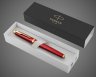 Купить Перьевая ручка Parker IM Premium F318 Red GT, перо: F, цвет чернил: blue, в подарочной упаковке., Лаки и смолы: лак, латунь, нержавеющая сталь, позолота, 2026 г.