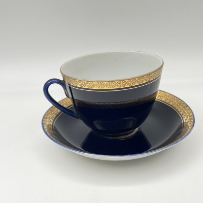 купить Пара чайная с растительным орнаментом (в подборе), фарфор, крытье кобальтом, золочение, Ленинградский фарфоровый завод (ЛФЗ), СССР, 1960-1970 гг.