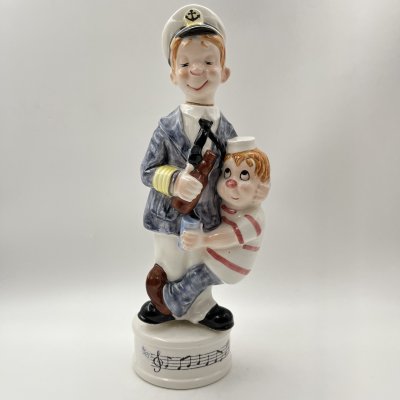 купить Штоф "Капитан и юнга", фаянс, роспись, Азия, 2000-2010 гг.