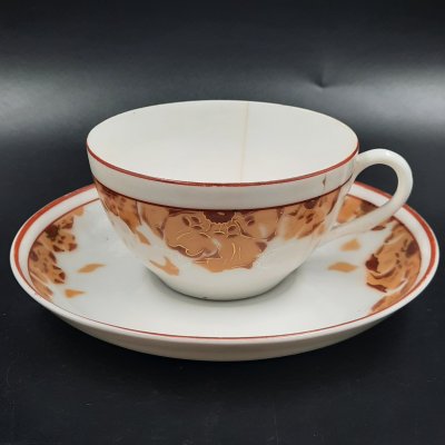 купить Пара чайная с цветочным декором, фарфор, печать по трафарету, обводка, золочение, Дмитровский фарфоровый завод (ДФЗ Вербилки), СССР, 1946-1950 гг.