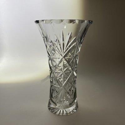 купить Ваза для цветов, украшенная резным декором, хрусталь, алмазная грань, СССР, 1970-1990 гг.