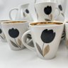Купить Сервиз кофейный на 6 персон, украшенный изображениями черных тюльпанов, фарфор, деколь, золочение, Дулевский фарфоровый завод (Дулёво), СССР, 1968-1991 гг.