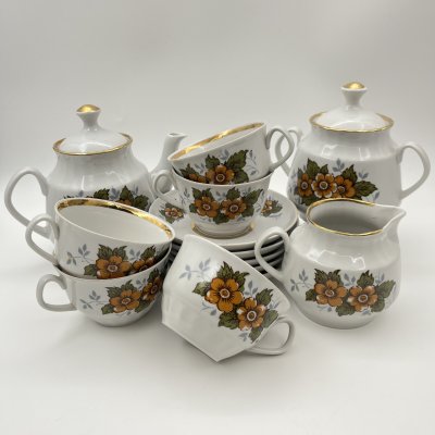 купить Сервиз чайно-кофейный на 5 персон (13 предметов)с цветочным декором, фарфор, деколь, золочение, Рижский фарфорово-фаянсовый завод, СССР, 1970-1980 гг.