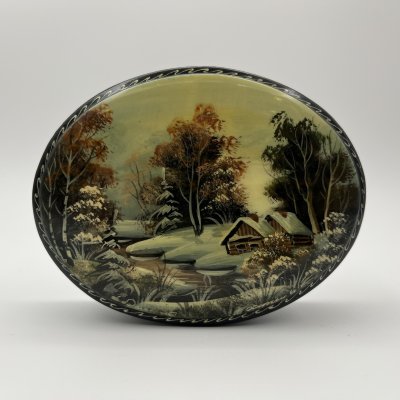 купить Шкатулка овальной формы, с изображением зимнего пейзажа, папье-маше, роспись, лак, Федоскинская фабрика миниатюрной живописи (Федоскино), Российская Федерация, 2000-2015 гг.