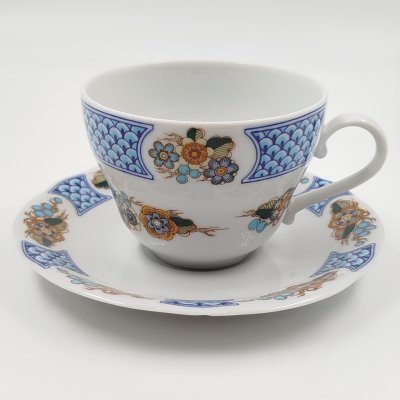 купить Пара чайная, украшенная цветочным декором, фарфор, деколь, Kahla, ГДР, 1968-1987 гг.