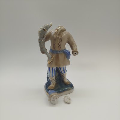 купить Статуэтка "Емеля со щукой", автор Т. Н. Сапожникова(под реставрацию), фарфор, роспись, золочение, Турыгинский фарфоровый завод артели «Художественная керамика» (Гжель), СССР, 1950-1960 гг.