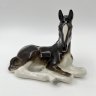 Купить Статуэтка "Жеребенок лежащий", скульптор Б.Я. Воробьев, автор росписи В.М. Жбанов, фарфор, роспись, Ленинградский фарфоровый завод (ЛФЗ), Россия, 1991-2005 гг.