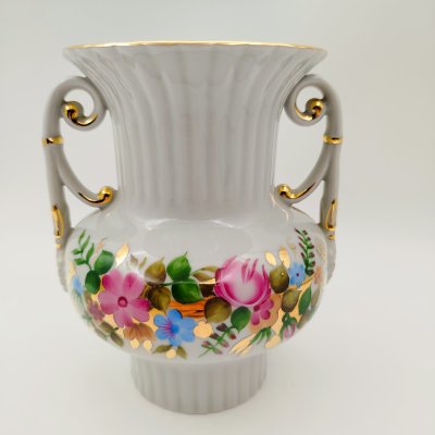 купить Ваза с боковыми ручками и цветочным декором, фарфор, роспись, золочение, Ленинградский опытный завод (ЛОЗ), СССР, 1973-1983 гг.