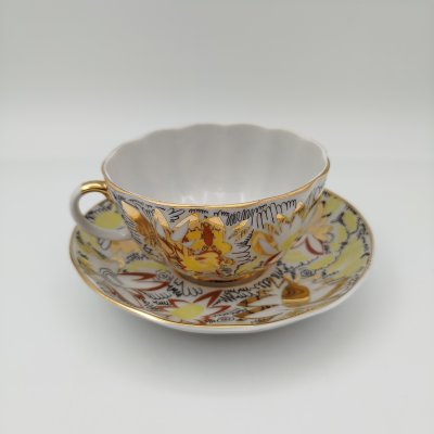 Купить Пара чайная "Золотые ромашки", автор росписи Л.И. Григорьева, форма "Тюльпан", фарфор, деколь, золочение, Ленинградский фарфоровый завод (ЛФЗ), СССР, 1970-1986 гг.