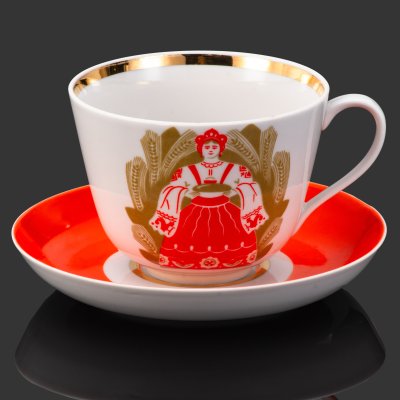 купить Пара чайная "Международный год женщин" (в подборе), фарфор, деколь, крытье, золочение, Дулевский фарфоровый завод (Дулёво), СССР, 1975 г.