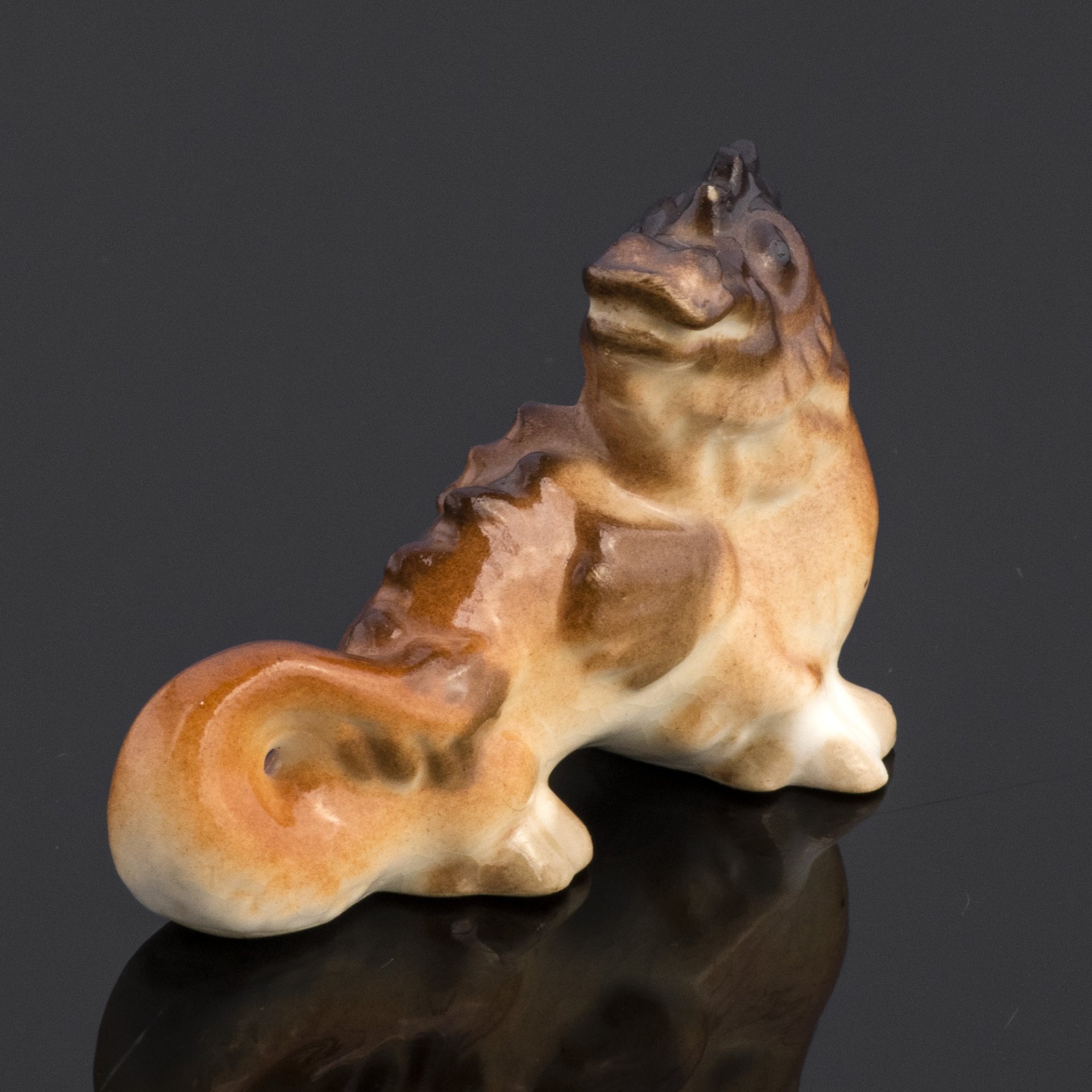 Статуэтка "Дракон", фарфор, роспись, Ленинградский фарфоровый завод ...