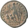 Купить Римская Империя, Констанций II, 324–361гг, фоллис (реверс: император держит штандарт с христограммой, перед ним два пленника)