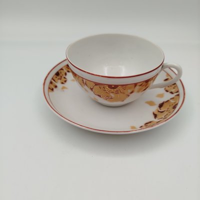 купить Пара чайная с цветочным декором, фарфор, печать по трафарету, обводка, золочение, Дмитровский фарфоровый завод (ДФЗ Вербилки), СССР, 1946-1950 гг.