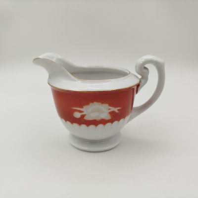 купить Молочник, декорированный изображением раковины и растений, фарфор, крытье, золочение, Китай, 1960-1980 гг.