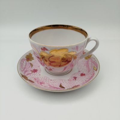 купить Пара чайная, украшенная декором в виде тюльпанов, фарфор, деколь, золочение, СССР, 1970-1989 гг.