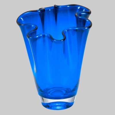 купить Ваза синего цвета с волнистым горлом, стекло, гутная техника, Европа, 1970-1990 гг.