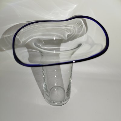 купить Ваза цилиндрической формы с широкой горловиной кобальтовым кантом, стекло, Стеклозавод «Неман», Беларусь, 2000-2020 гг.