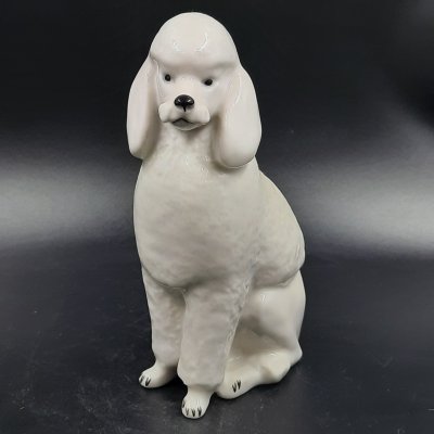 купить Статуэтка "Пудель", автор П.П. Веселов, фарфор, роспись, Ленинградский фарфоровый завод (ЛФЗ), СССР, 1970-1992 гг.