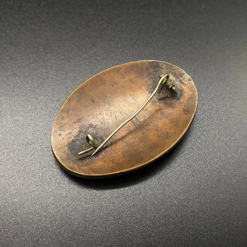 Брошь, металл, эмаль, СССР, 1980-1990 гг. стоимостью 1700 руб.