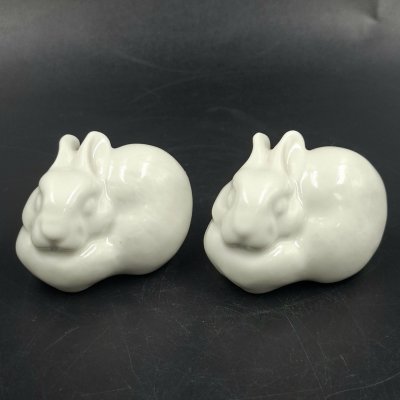 купить Статуэтки парные "Маленький зайчик", скульптор Е.И. Чарушин, фарфор, Ленинградский фарфоровый завод (ЛФЗ), СССР, 1950-1960 гг.