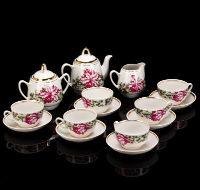 купить Сервиз чайный "Aija-1" (Айя-1) с цветочным декором на 6 персон (15 предметов), автор формы Зина Улсте, фарфор, деколь, золочение, Рижский фарфорово-фаянсовый завод, СССР, 1970-1980 гг.