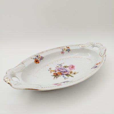 купить Блюдо сервировочное овальной формы с фигурными ручками и цветочным декором, фарфор, деколь, золочение, Российская империя, 1890-1915 гг.