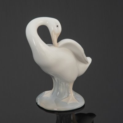 купить Статуэтка "Гусь, чистящий перья", фарфор, роспись, Lladro, Испания, 1971-1974 гг.