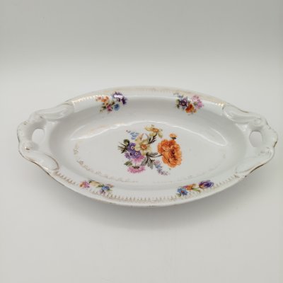 купить Блюдо сервировочное овальной формы с фигурными ручками и цветочным декором, фарфор, деколь, золочение, Российская империя, 1890-1915 гг.