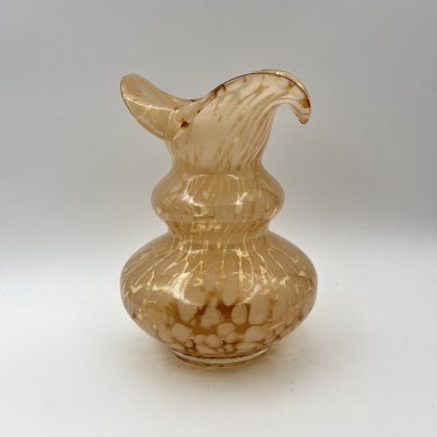 купить Ваза «Невеста» с вкраплениями, автор Ежов Виктор Васильевич, стекло, гутная техника, Завод «Красный Гигант», СССР, 1980-1990 гг.