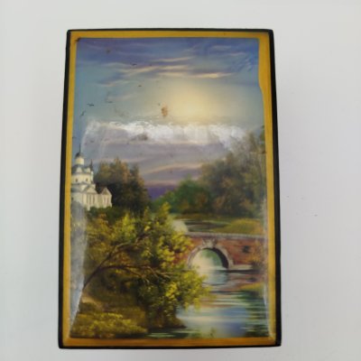 купить Шкатулка с изображением пейзажа и храма, папье-маше, печать, лак, Россия, 1990-2010 гг.