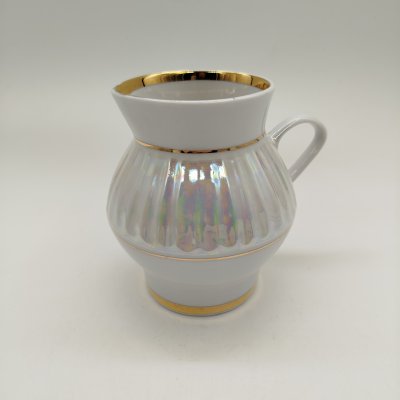 купить Молочник с рельефным декором, фарфор, золочение, люстр, Минский фарфорово-фаянсовый завод, СССР, 1968-1983 гг.