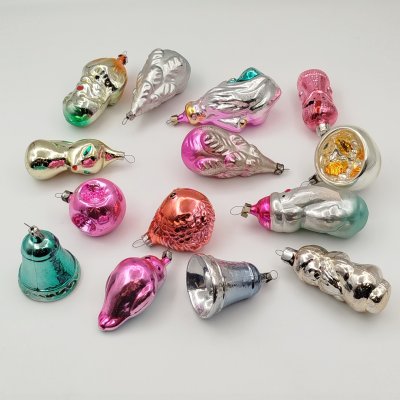 купить Набор из 14 ёлочных игрушек разных форм и расцветок, стекло, краска, металл, СССР, 1950-1970 гг.