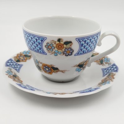 купить Пара чайная, украшенная цветочным декором, фарфор, деколь, Kahla, ГДР, 1968-1987 гг.