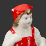 Купить Статуэтка миниатюрная "Красная шапочка", автор Л.К. Клименкова-Краузе, фарфор, роспись, Первомайский фарфоровый завод (Песочное), СССР, 1952-1976 гг.