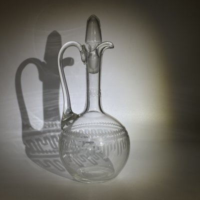 купить Графин из "Сервиза травленого №507" с орнаментальным декором, стекло, травление гильоширное, Акционерное общество Мальцовских заводов, Российская империя, 1900-1917 гг.