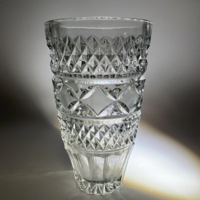 купить Ваза с рельефным декором, хрусталь, алмазная грань, матирование, СССР, 1970-1990 гг.