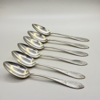 купить Набор из 6-ти столовых ложек, украшенных растительным декором, мельхиор (медь-никель), Артель «Промтехсвязь», СССР, 1947-1950 гг.