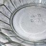 Купить Фруктовница с рельефным декором в виде сот и волнистым бортом, стекло, Стекольный завод имени Первого коммунистического добровольческого отряда (1 КДО), стекло, Стекольный завод имени Первого коммунистического добровольческого отряда (1 КДО), СССР, 1960-1980 гг.