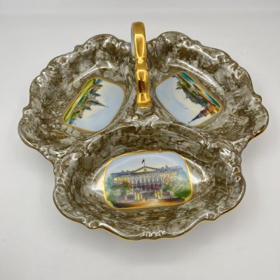 купить Менажница трехсекционная "Виды Москвы", фарфор, крытье, деколь с прорисовкой, золочение, Graf Von Henneberg Porzellan, 1777 Jlmenau, ГДР, 1950-1970 гг.