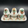 Купить Набор для специй "Матрёшки" на подносе (перечница, солонка, горчичница), фарфор, деколь, Дмитровский фарфоровый завод (ДФЗ Вербилки), СССР, 1965-1991 гг.
