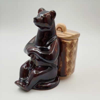 купить Статуэтка "Медведь с кузовком за спиной", фаянс, роспись, Гжельский керамический завод, СССР, 1950-1970 гг.