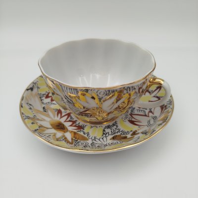 купить Пара чайная "Золотые ромашки", автор росписи Л.И. Григорьева, форма "Тюльпан", фарфор, деколь, золочение, Ленинградский фарфоровый завод (ЛФЗ), СССР, 1970-1986 гг.