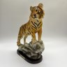Купить Статуэтка "Тигр на скале", Dim, пластик, Азия, 2010-2020 гг.