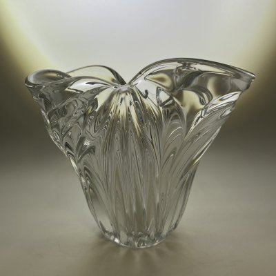 купить Ваза "Тюльпан", автор Х.М. Пыльд, хрусталь, прессование, свободное моделирование, Ленинградский завод художественного стекла (ЛЗХС), СССР, 1970-1980 гг.