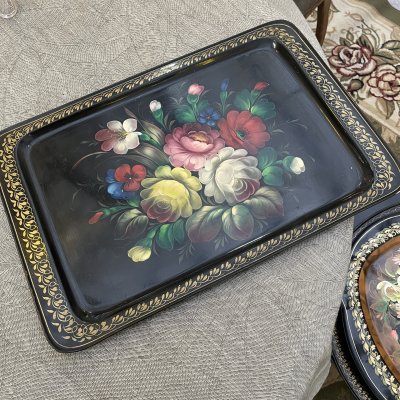 купить Поднос прямоугольной формы с расписным цветным декором, жесть, роспись, Жостовская фабрика декоративной росписи, СССР, 1960-1980 гг.