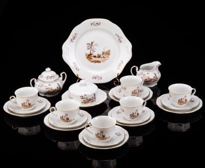 купить Набор чайно-кофейный на 6 персон, украшенный деревенскими сценами (22 предмета), фарфор, деколь, золочение, Bohemia (Neurohlau), Чехословакия, 1980-1990 гг.