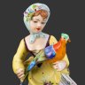 Купить Статуэтка "Девочка с птицей", фарфор, роспись, золочение, Италия, 1970-1990 гг.