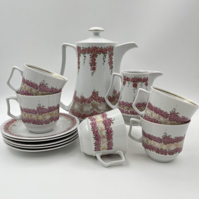 купить Сервиз чайно-кофейный на 5 персон (12 предметов), украшенный цветочным декором, фарфор, деколь, золочение, Graf Von Henneberg Porzellan, 1777 Jlmenau, ГДР, 1973-1977 гг.