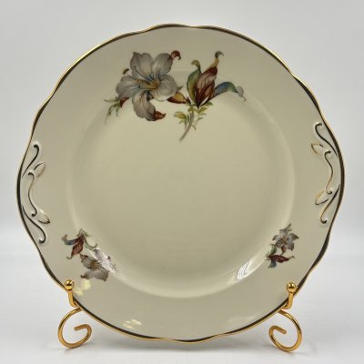 купить Блюдо круглое с цветочным декором, Kjøbenhavns Porcellains Maleri (KPM), фарфор, деколь, золочение, Дания, 1924-1960 гг.